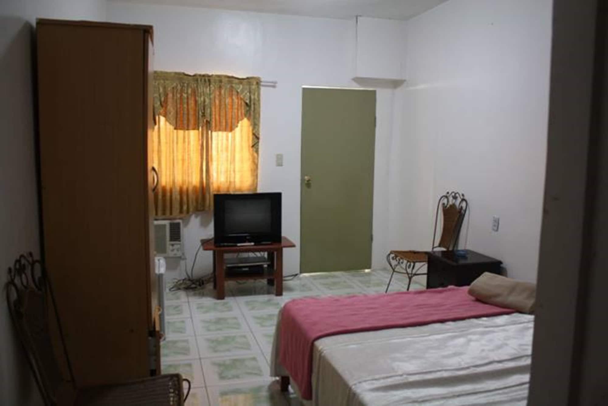 Kokomos Beach Resort Olongapo Extérieur photo